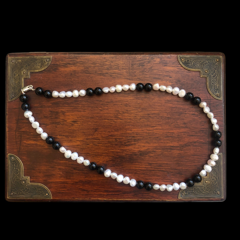 Freshwater Pearls and Onyx Beaded Necklace