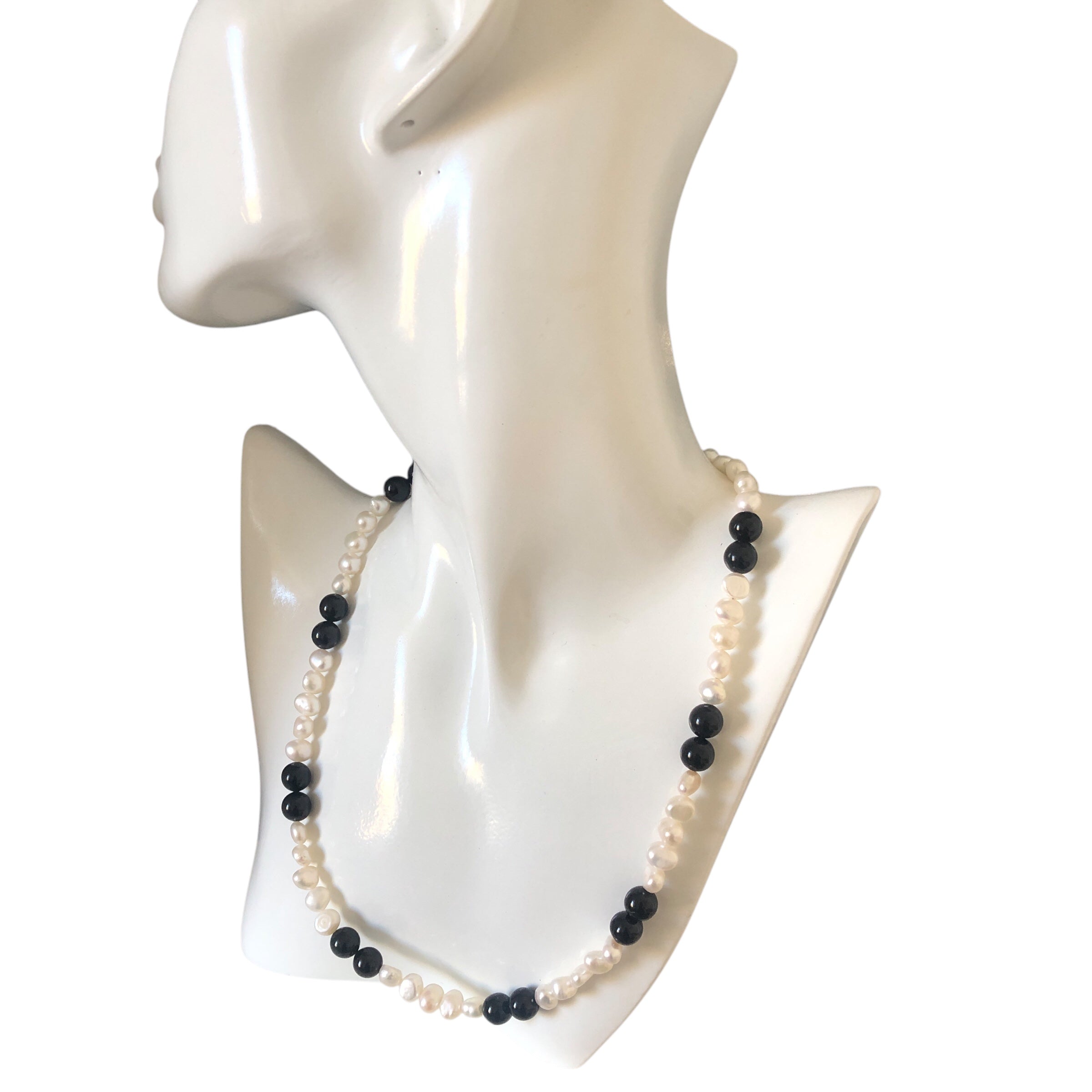 Freshwater Pearls and Onyx Beaded Necklace