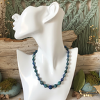 Green and blue lapis lazuli beaded choker necklace