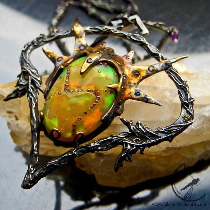 Fouquet’s Broken Heart Necklace with Opal IWONA TAMBORSKA